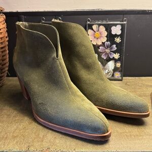 Vince Havana Notched Suede Booties